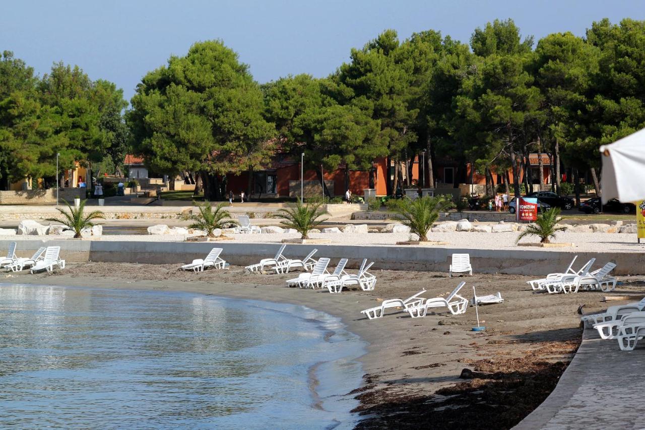 Apartments With A Parking Space Umag - 7666 Zewnętrze zdjęcie