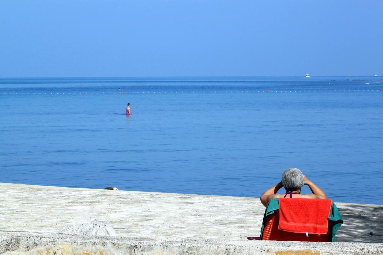 Apartments With A Parking Space Umag - 7666 Zewnętrze zdjęcie