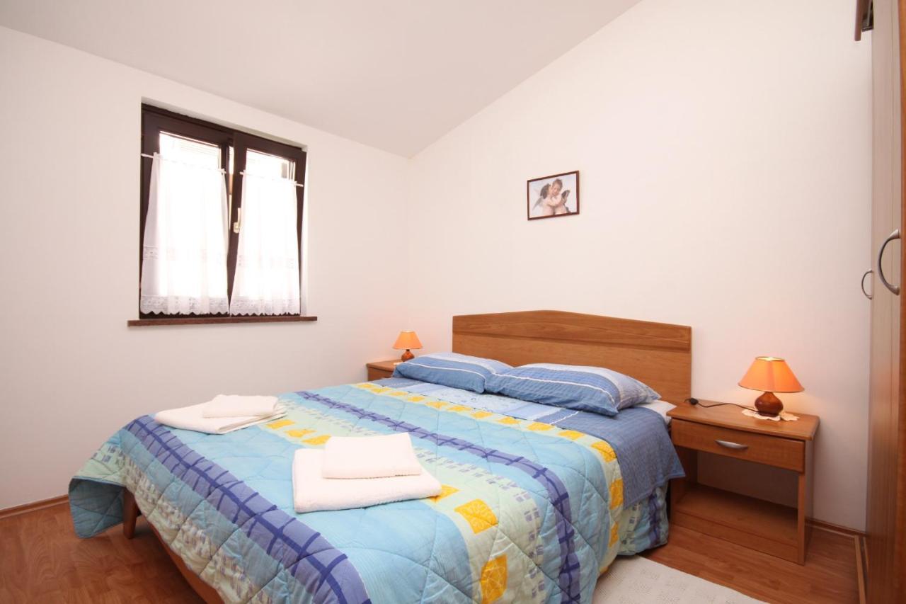 Apartments With A Parking Space Umag - 7666 Zewnętrze zdjęcie